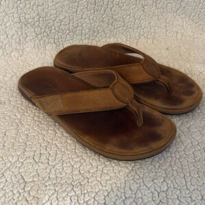 Olukai leather flip flop